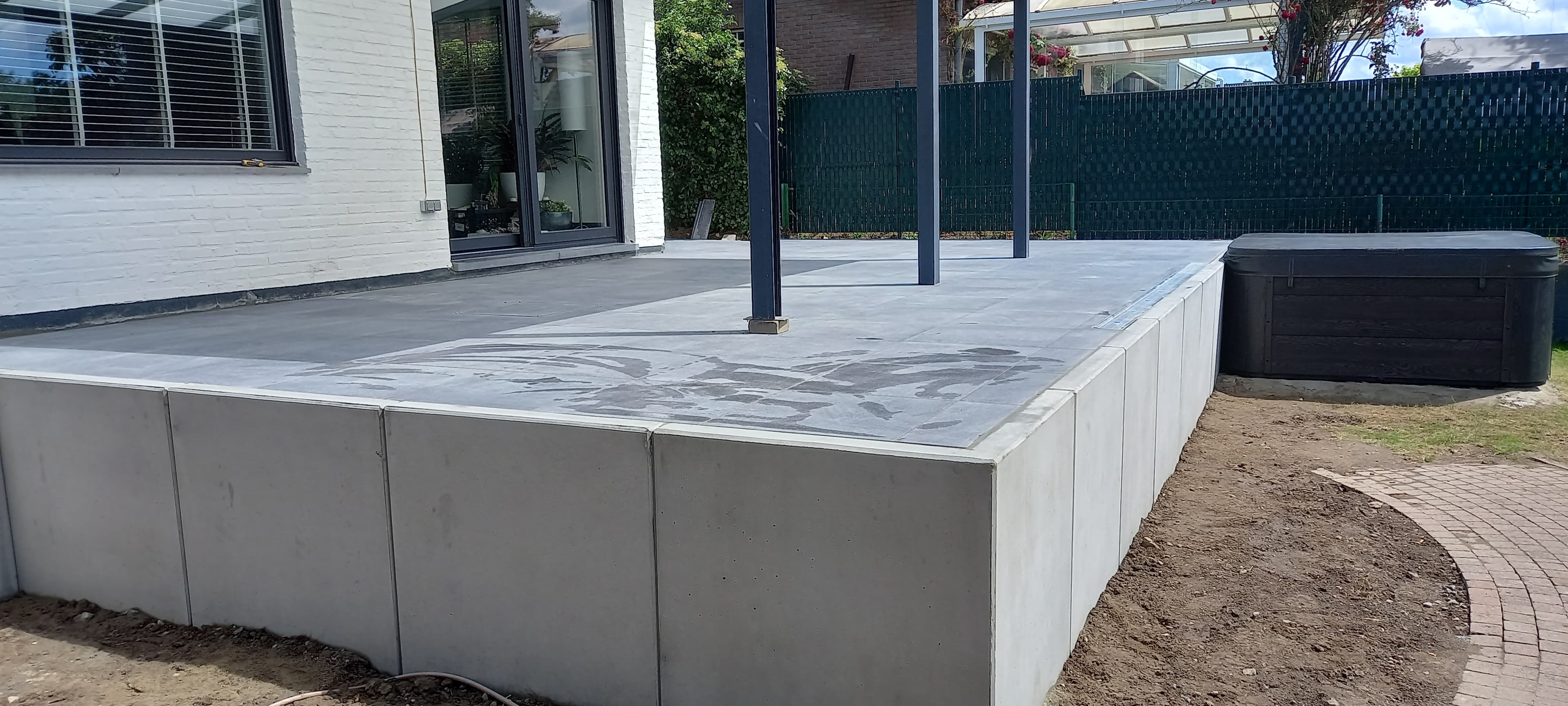 Project: Afbraak bestaand terras, aanleg nieuw terras