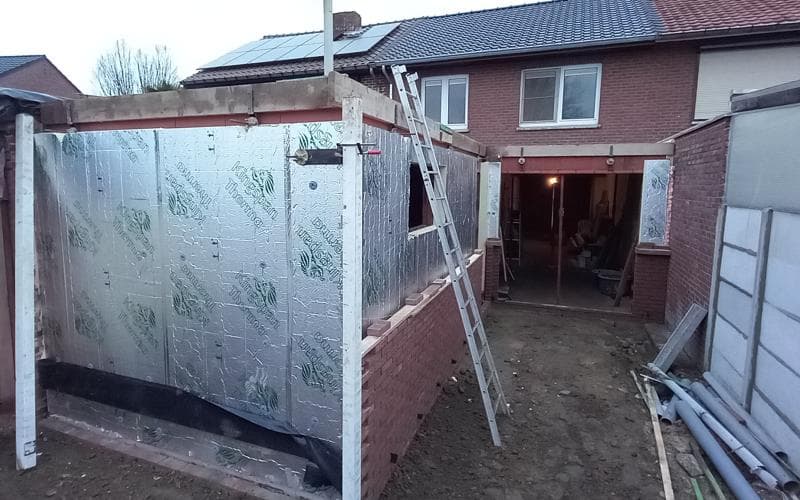 Dak, Aanbouw & renovatiewerken — beeld 1