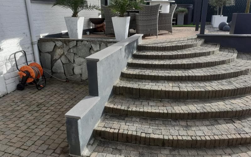Afbraak bestaand terras, aanleg nieuw terras — beeld 5